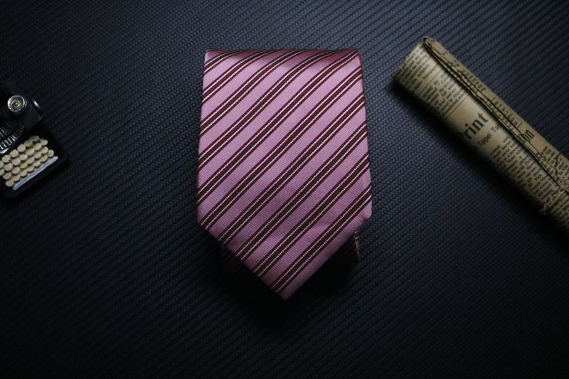 西瓜紅條紋真絲領帶型男窄版時尚necktie - 領帶/領帶夾 - 絲．絹 多色