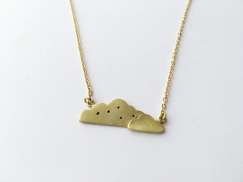 ✿Macaron TOE✿ Two Clouds /Brass Necklace - Necklaces - Other Metals Gold