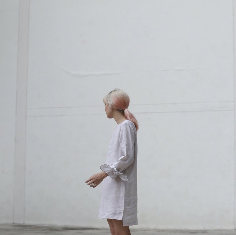 Moon Rabbit Dress (Lunar) - 洋裝/連身裙 - 棉．麻 卡其色