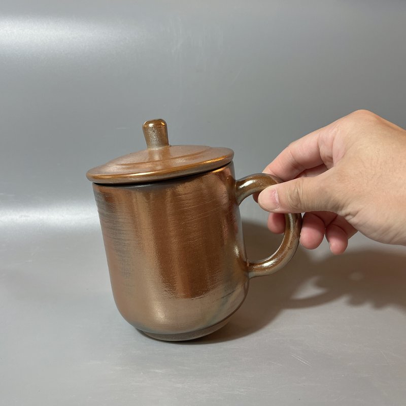 柴燒500cc有蓋馬克杯 / 啤酒杯 / 小平凡手作 - 茶壺/茶杯/茶具 - 陶 