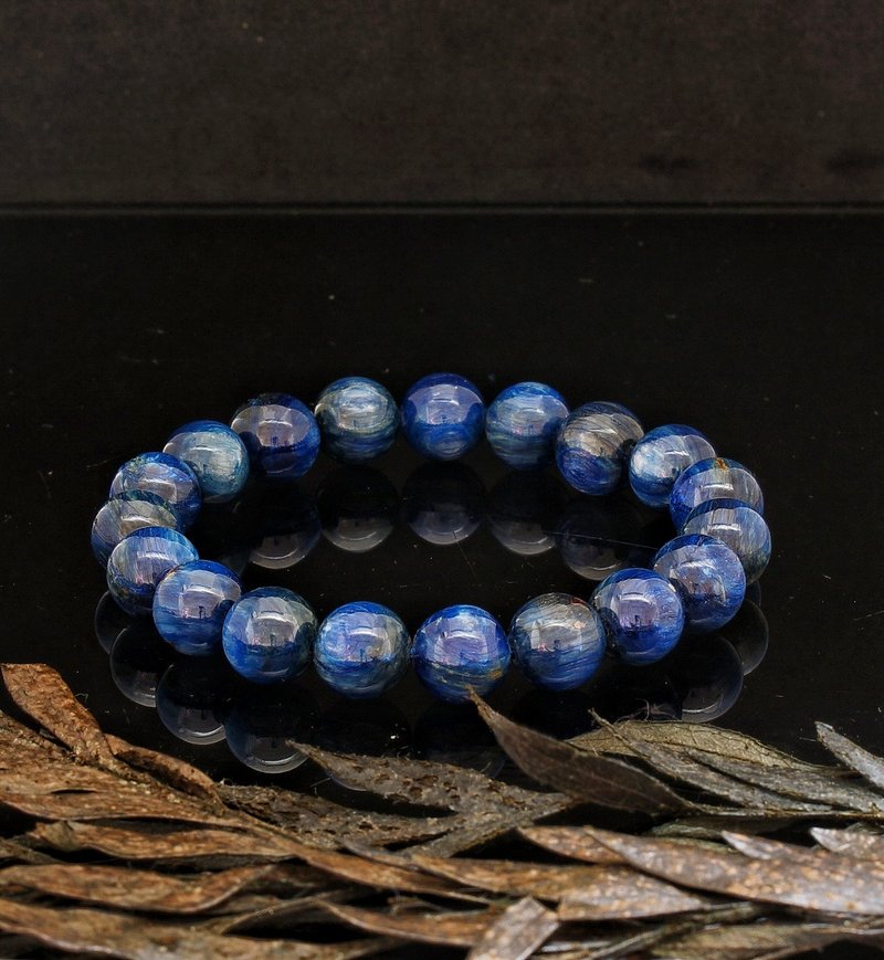 10.5mm Kyanite Bracelet - สร้อยข้อมือ - คริสตัล 