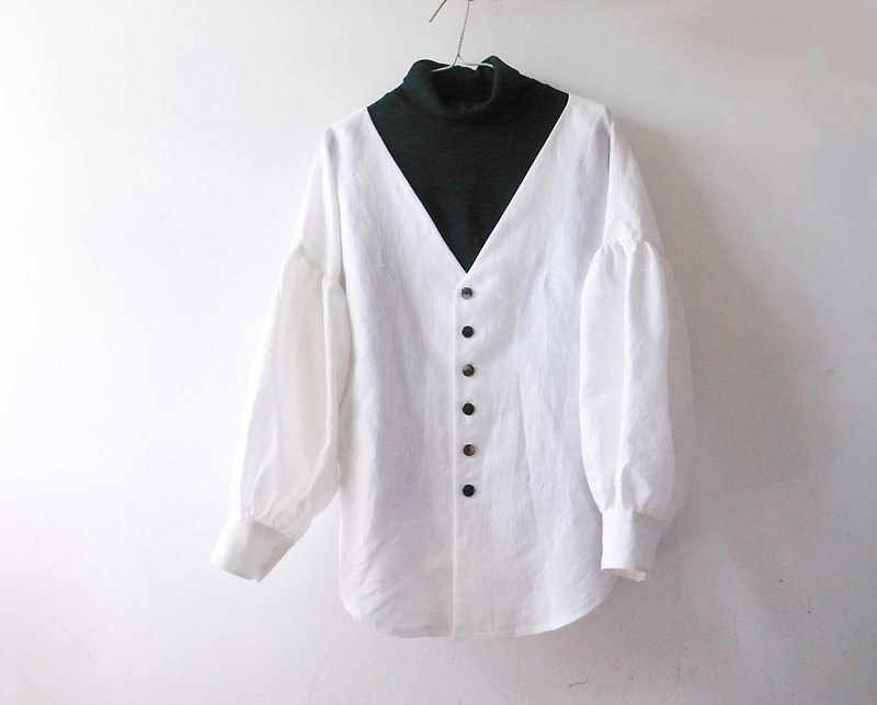 2-way white bubble sleeves blouse - Women's Tops - Cotton & Hemp White