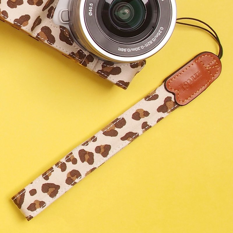 mi81 Printed cotton wrist strap Pastel Green - Camera Straps & Stands - Other Materials Green