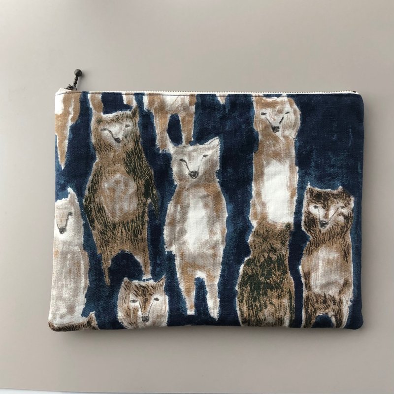 Large Pouch Bear Storage Bag Handmade with Pockets Mina Perhonen Alive - Toiletry Bags & Pouches - Cotton & Hemp Blue