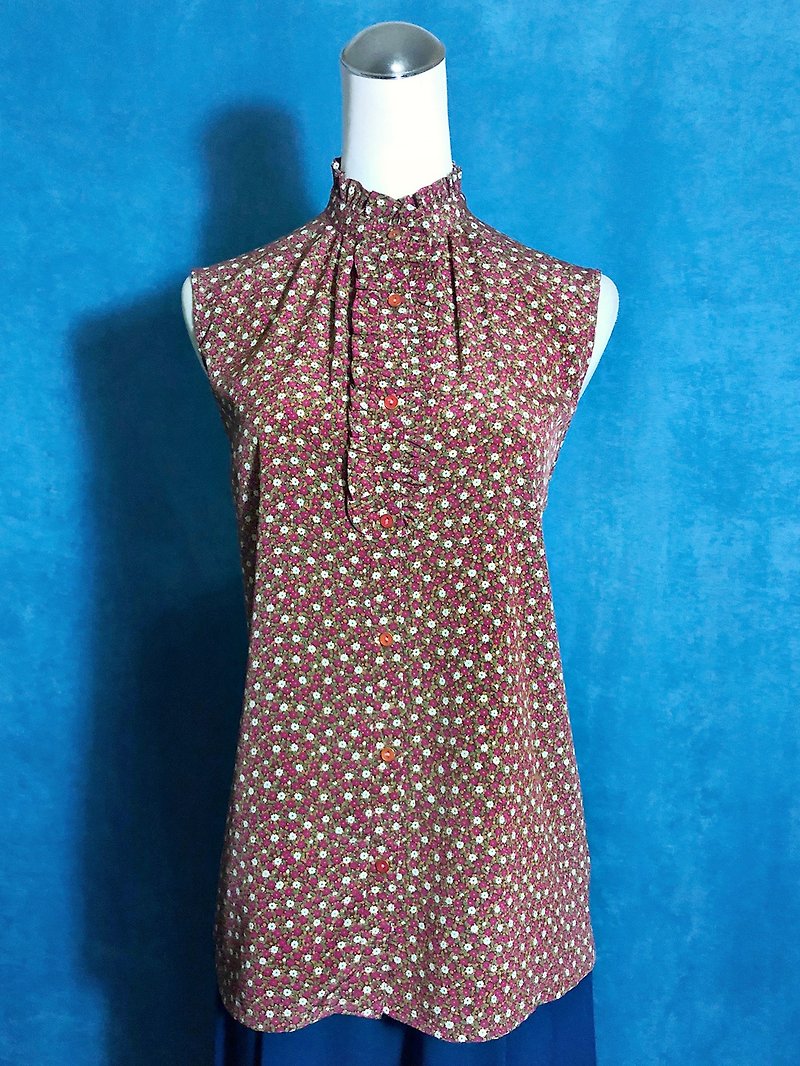 Ruffled flower sleeveless vintage shirt / brought back to VINTAGE abroad - เสื้อเชิ้ตผู้หญิง - เส้นใยสังเคราะห์ หลากหลายสี