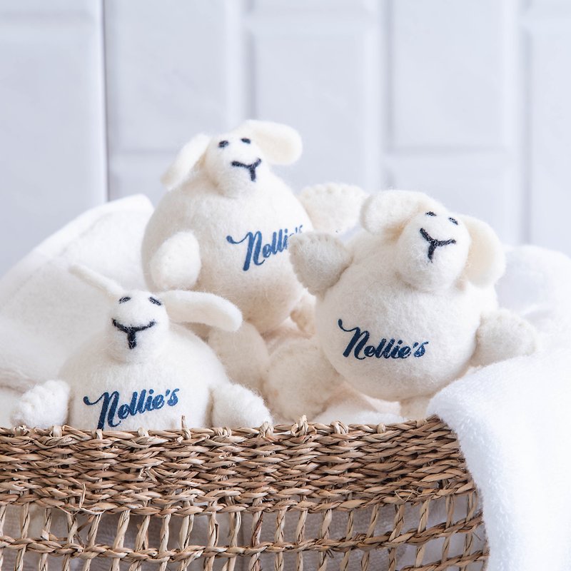 Nellie's Canada Flying Sheep Drying Balls Set of 3 - Laundry Detergent - Wool White