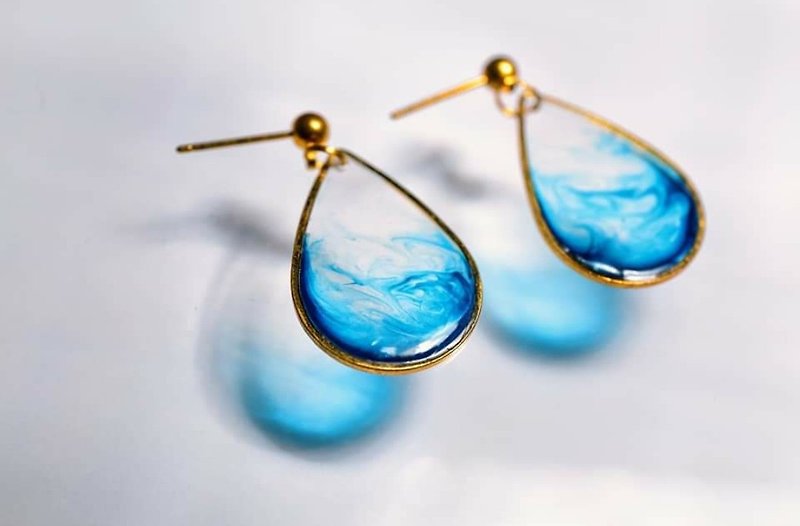 Ocean Series | Tears of Tetis 925 Silver Changeable Clip-On - Earrings & Clip-ons - Resin Blue