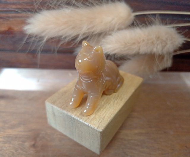 翡翠 タイガー 置物