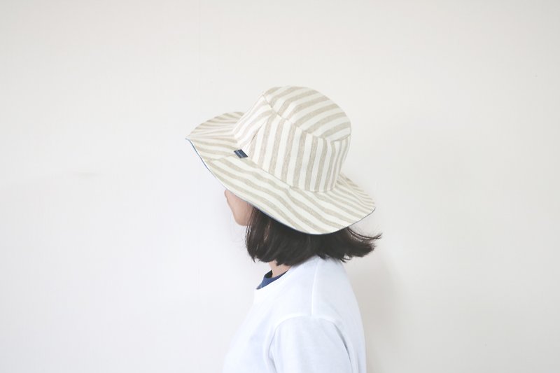 MaryWil帥氣大帽簷帽-米色直條（可雙面戴） - 帽子 - 棉．麻 卡其色