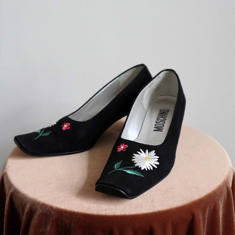 Pumpkin Vintage. Italian Moschino black suede embroidered leather shoes - Women's Leather Shoes - Genuine Leather Black