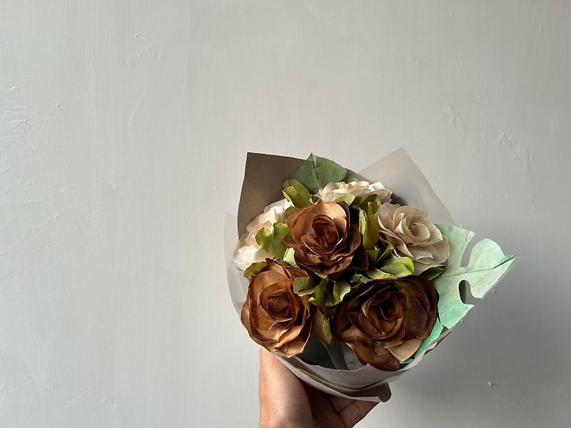 Coffee filter hand folded bouquet   The first choice for Valentine Day gifts - Dried Flowers & Bouquets - Paper Brown