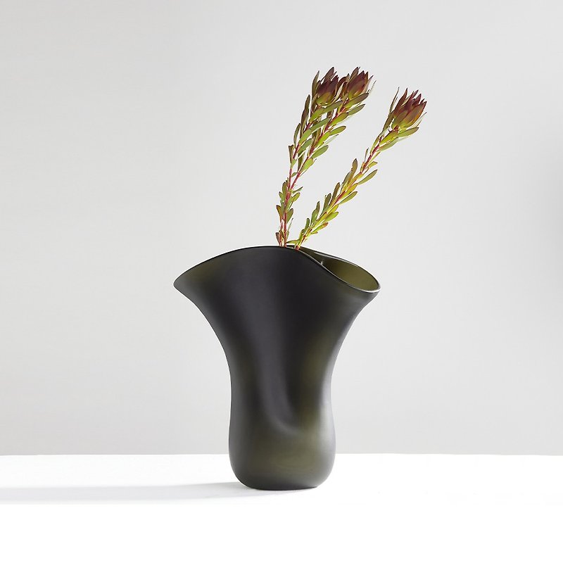 【3,co】動景花器Y - 綠 - 花瓶/花器 - 玻璃 綠色