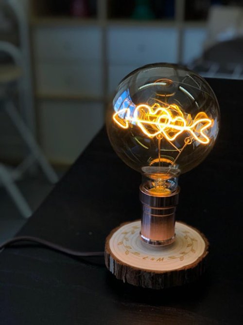 Light With Shade Amor LED 燈泡木枱燈 香港製作 手作復古家居餐廳 設計品