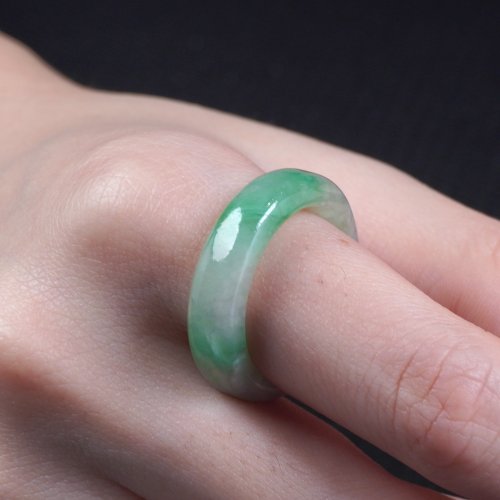 瓔珞珠寶盒 E.L.Jewelry Box 冰種飄陽綠翡翠戒指戒圈 | 國際15圍 | 天然緬甸玉翡翠A貨 | 送禮