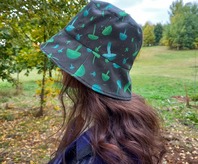 Pickle rick cheap bucket hat