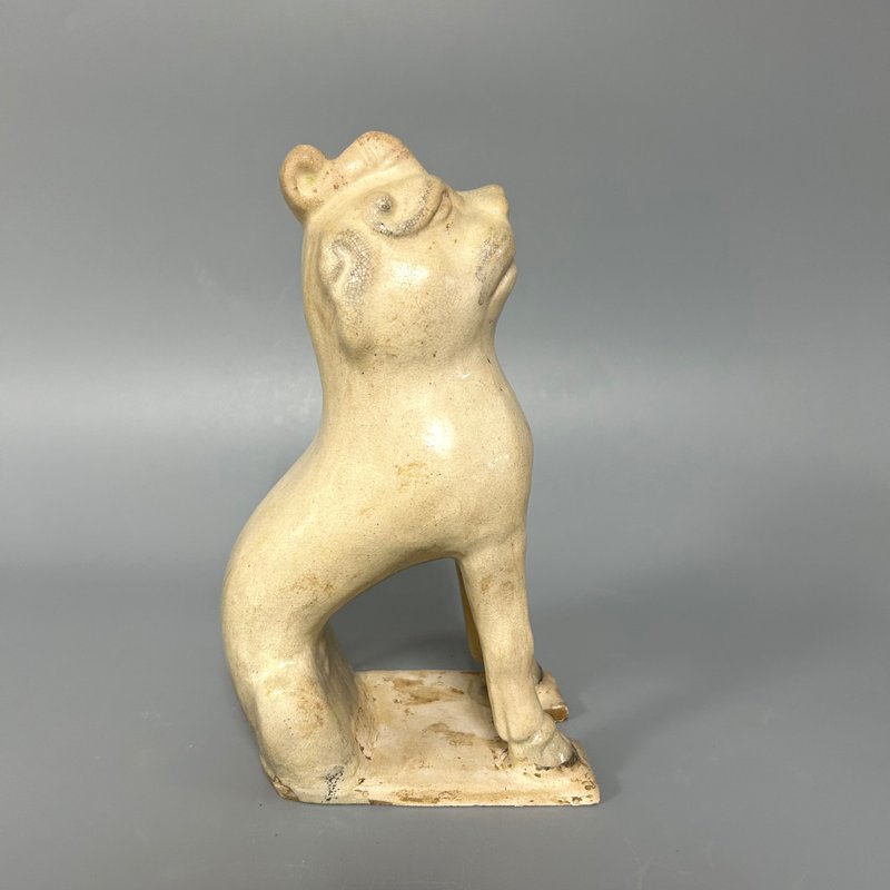 唐白釉坐獅俑 - 擺飾/家飾品 - 陶 卡其色