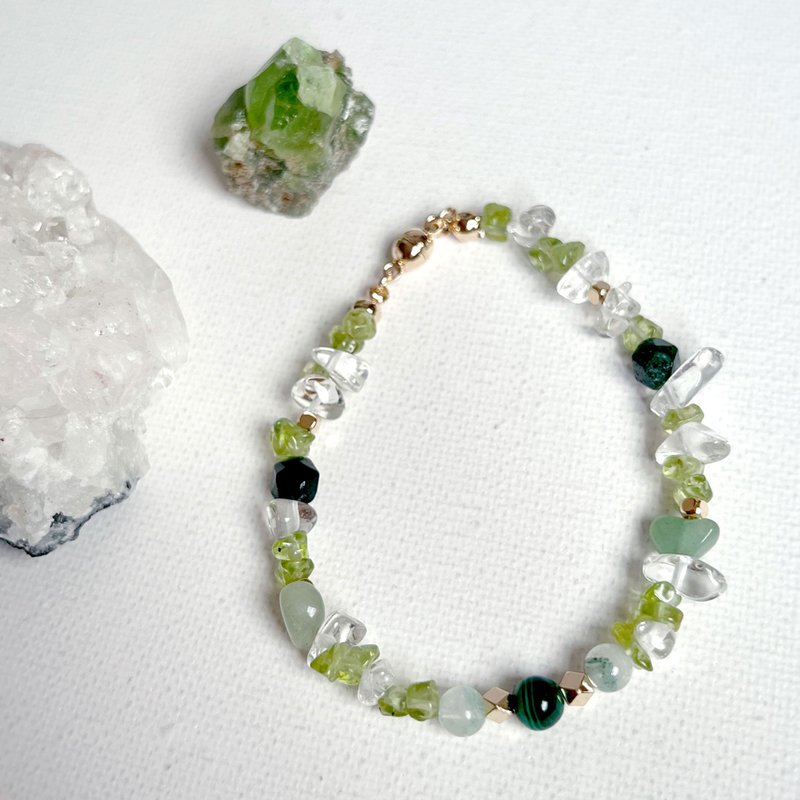 Green [Stone] No. 4 design bracelet - สร้อยข้อมือ - คริสตัล สีเหลือง