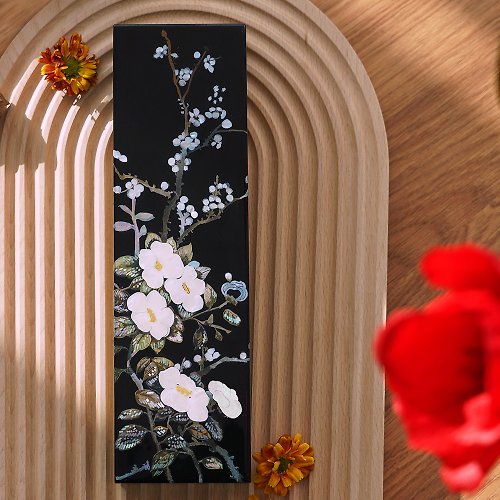 MIZI Art, mother-of-pearl crafts by Korean artist Camellia and Plum Blossom, Mother-of-Pearl Craft Box, Black