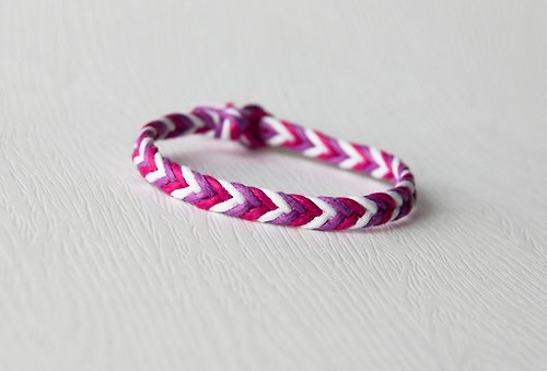 zoeshop-handmade 由淺入深-細版漸層紫紅 / 手工編織手環