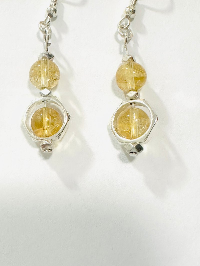 黃水晶垂墜耳環 7mm - 耳環/耳夾/耳骨夾 - 水晶 黃色