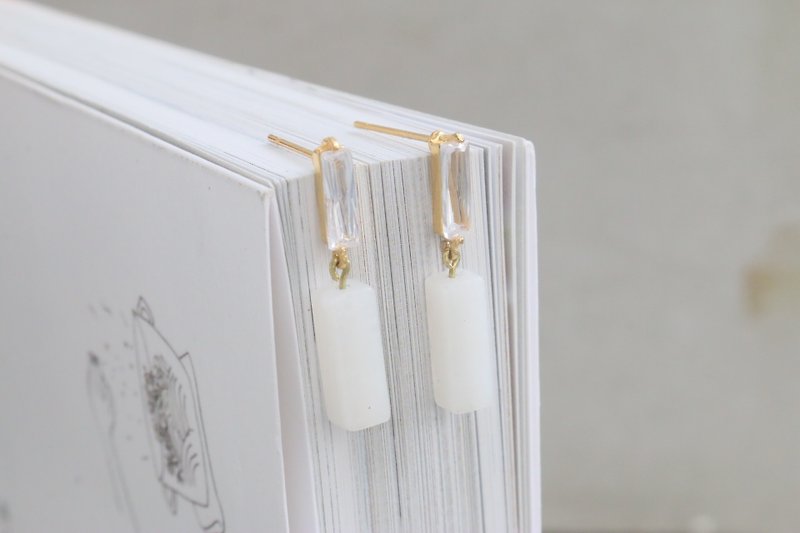 Jade earrings 1097-clear - Earrings & Clip-ons - Gemstone White