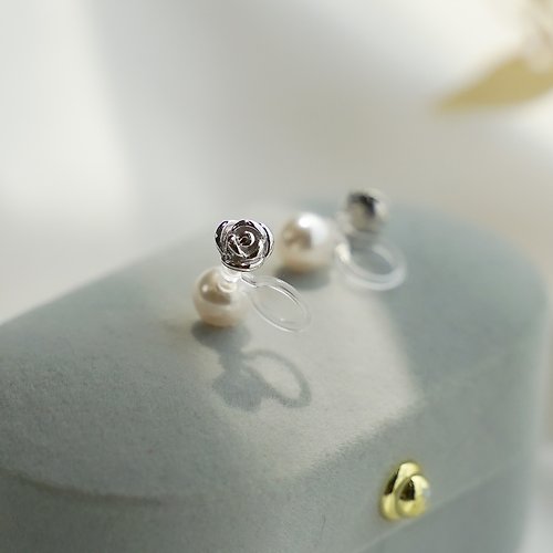 Zuzu Jewelry 細緻玫瑰花 925純銀 珍珠耳環 雙面配戴 夾式耳環