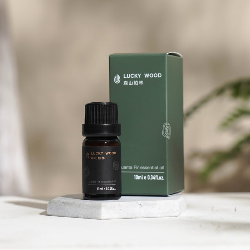 【 LUCKY WOOD】森山柏林 香柏木精油10ml (盒裝) - 香氛/精油/擴香 - 木頭 