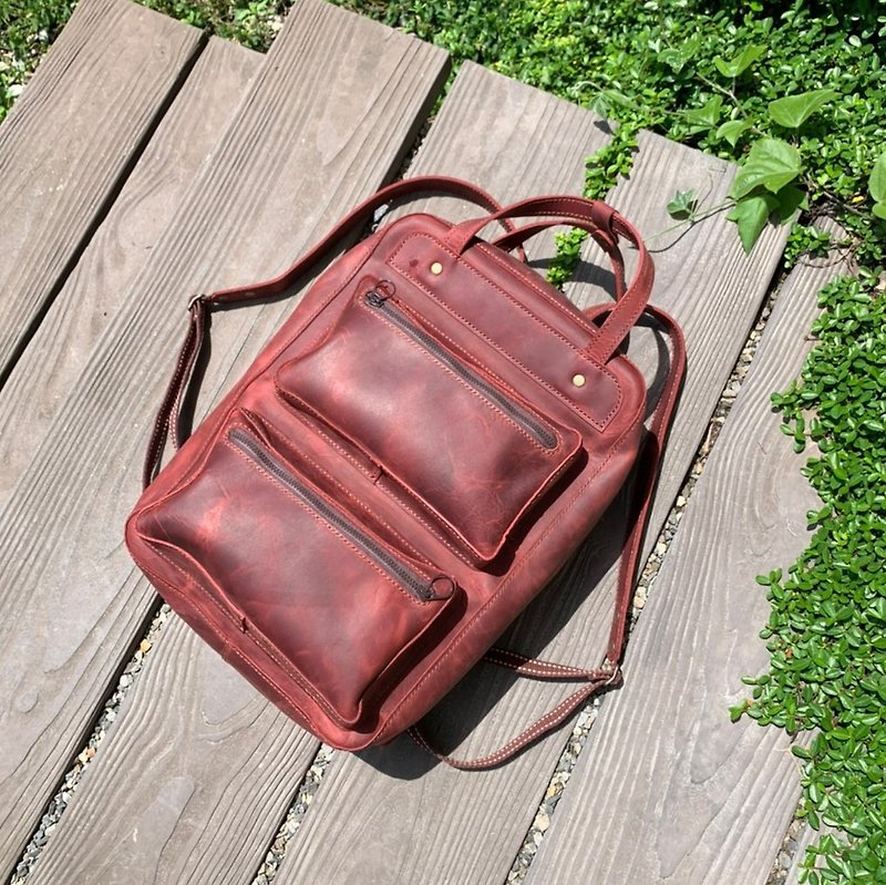 Dark red two-color oil Wax leather 15-inch laptop backpack is the only one