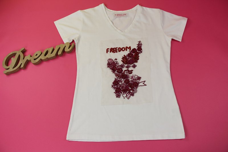 Freedom of Last Hand Embroidery T-shirt - Women's T-Shirts - Cotton & Hemp 