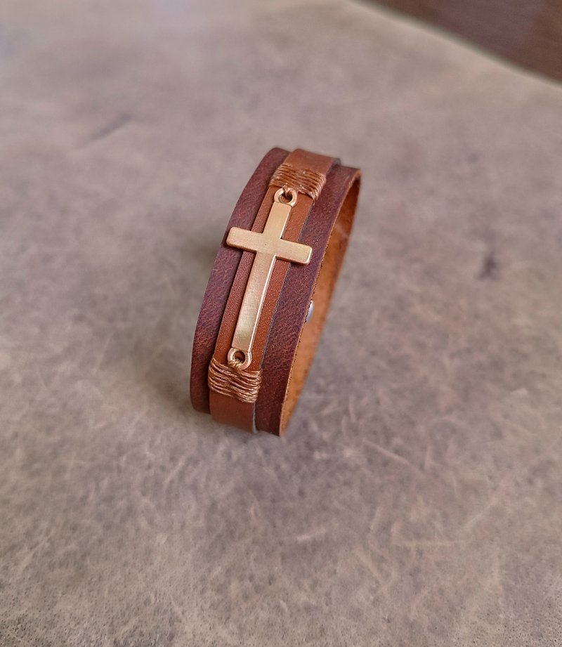 Personalized Rose Gold Cross Leather Bracelet with Inspirational Bible Verse - 手鍊/手環 - 真皮 咖啡色