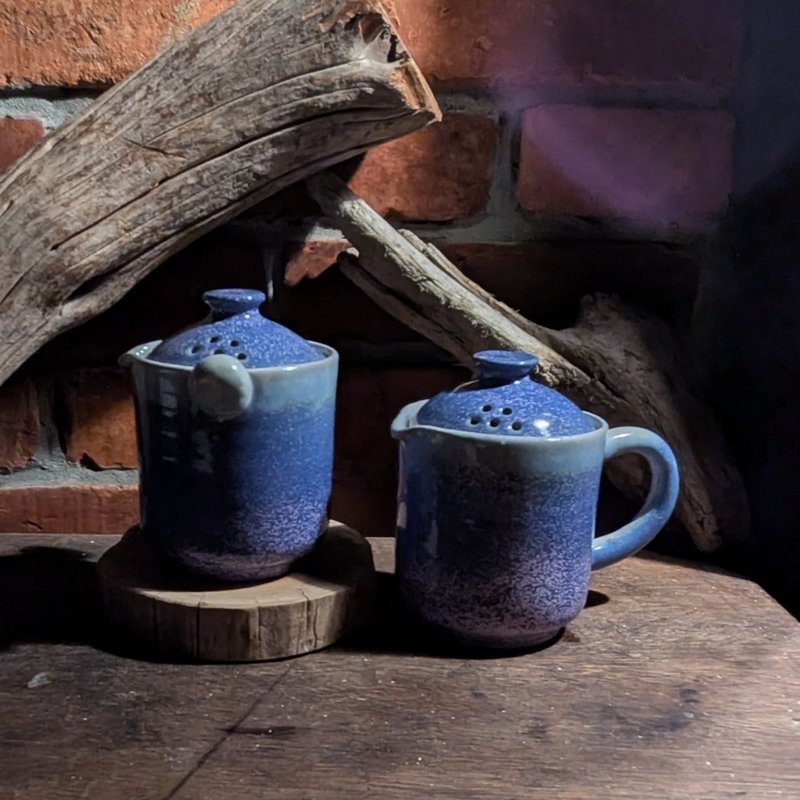 薰紫星空 手拉胚 濾茶壺 星點釉・手作陶藝・療癒系贈禮 - 茶壺/茶杯/茶具 - 陶 紫色