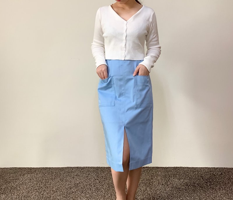 Knee-length skirt with front slit pockets-water blue - กระโปรง - ผ้าฝ้าย/ผ้าลินิน 