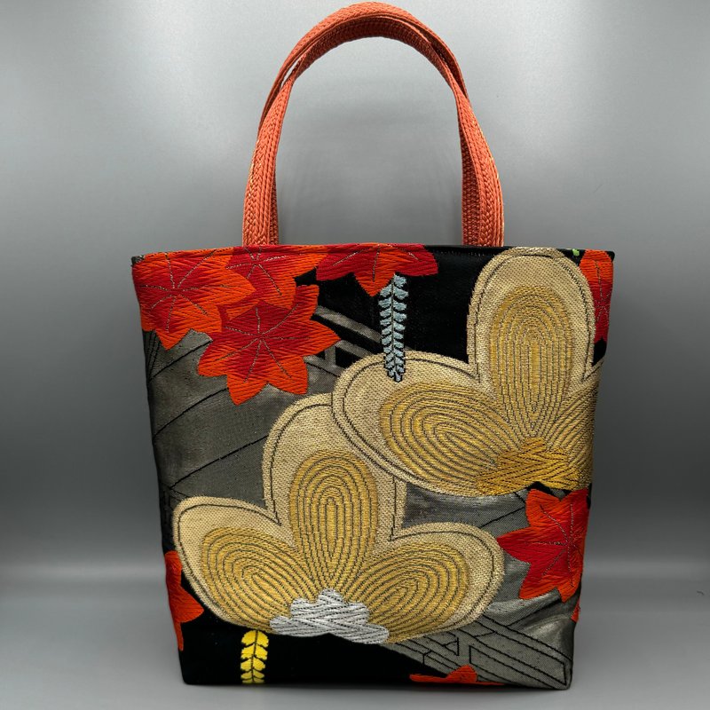 Kimono Obijime Remake Tote bag - กระเป๋าถือ - ผ้าไหม สีดำ