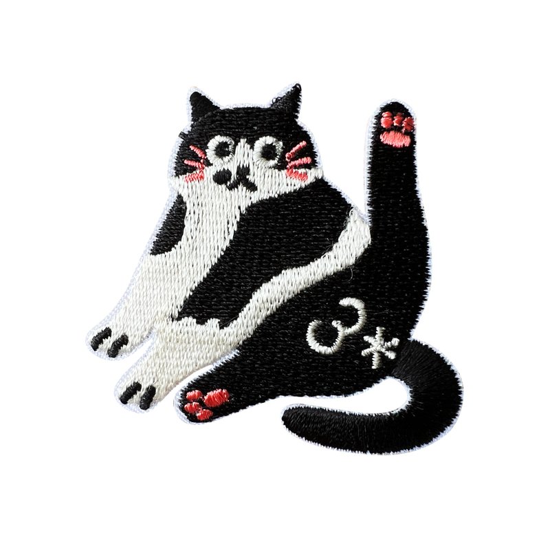 Embroidered Patch Cat Ball, Bag Charm, Bag Accessories - 徽章/別針 - 繡線 黑色