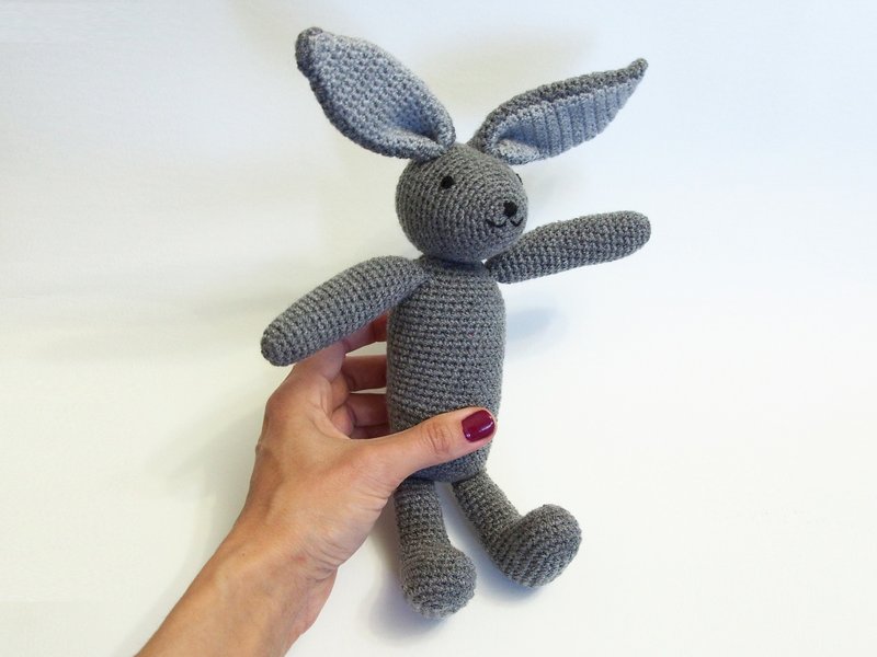 Rabbit plush in vintage style - 公仔/玩偶 - 其他人造纖維 灰色