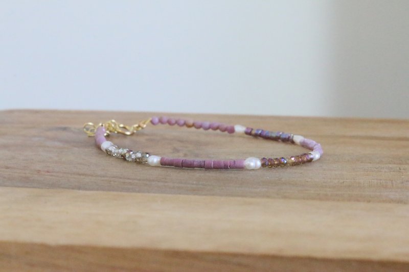 Purple Jade Coral Pearl Bracelet - Exactly -