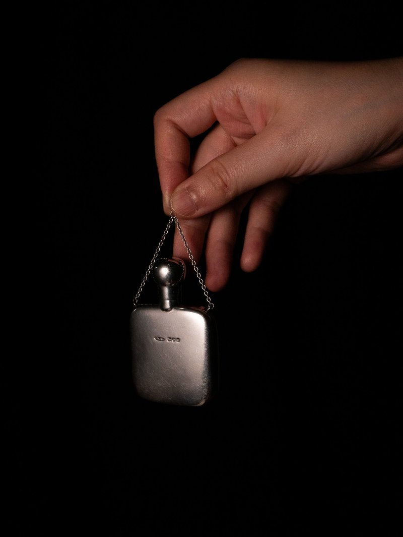 1912 British Edwardian sterling silver spirit bottle - ที่ห้อยกุญแจ - เงินแท้ สีเงิน