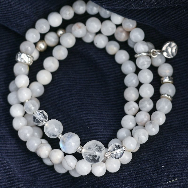 Lanlan top quality ice cracked natural white crystal moonstone white agate natural stone 925 sterling silver three-circle rosary - Bracelets - Gemstone White