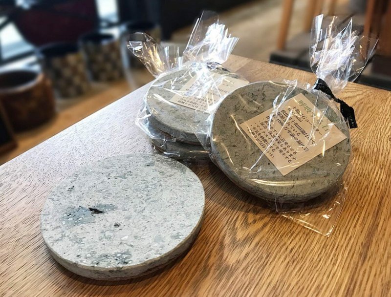 Breathing Stone natural Towada Stone coaster - ที่รองแก้ว - หิน สีเขียว