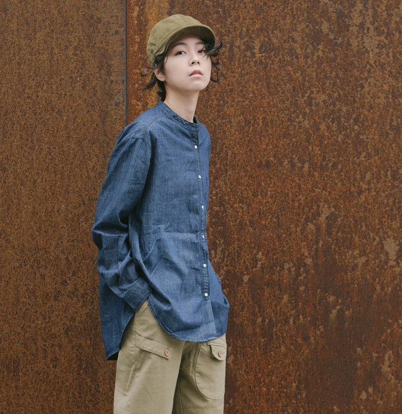 スキニーデニムシャツラウンドネック-2色-ディープデニム - シャツ・ブラウス - コットン・麻 ブルー