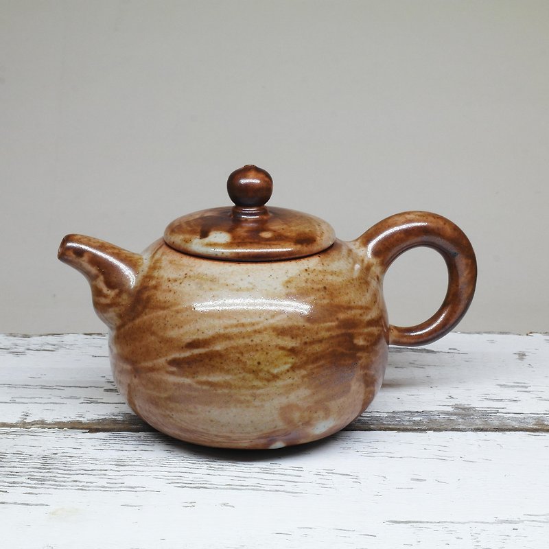 蘇打釉刷毛紋圓型正把茶壺 手作陶藝 茶道具 - 茶壺/茶杯/茶具 - 陶 咖啡色