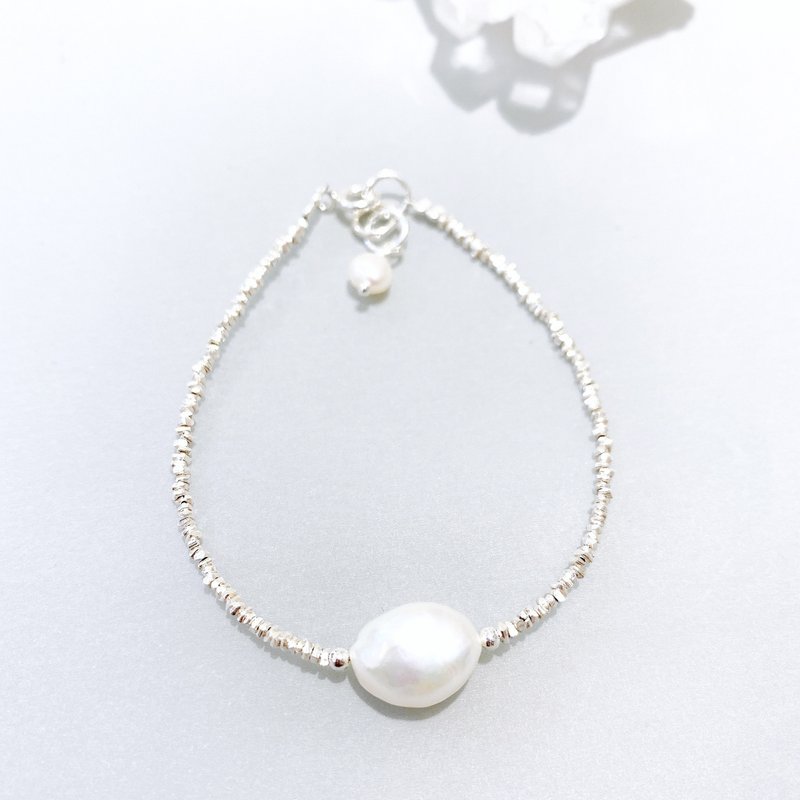 Ops Pearl silver bracelet- 珍珠/純銀/限定/小碎銀/簡約/手鍊 - 手鍊/手環 - 寶石 白色