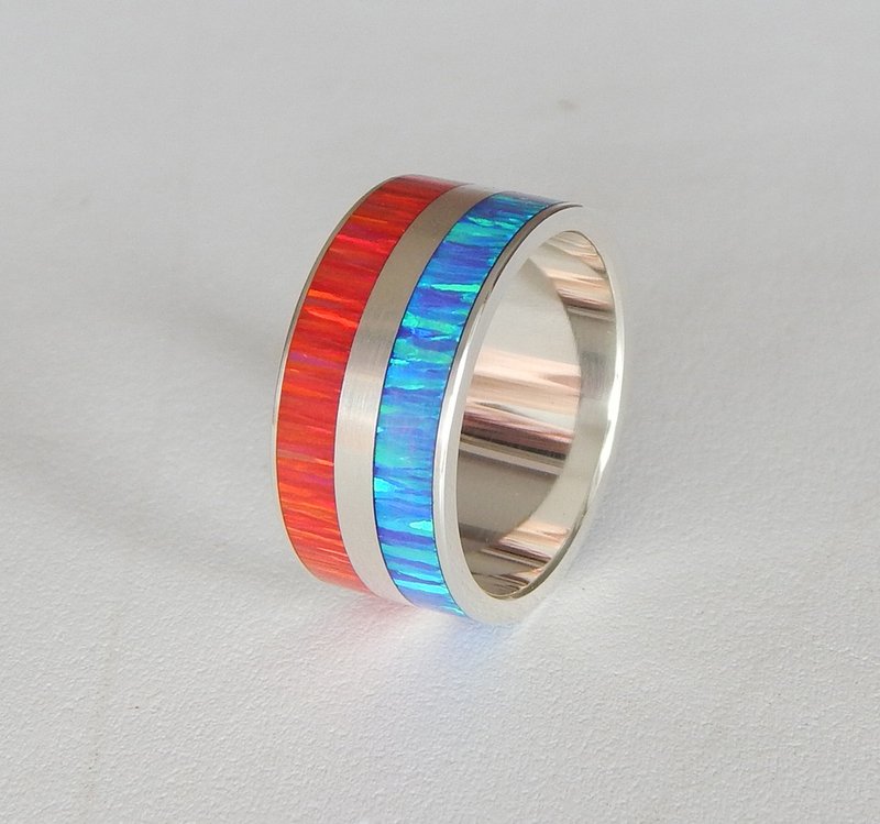 Silver band ring. Silver ring with synthetic opal. - 戒指 - 純銀 多色