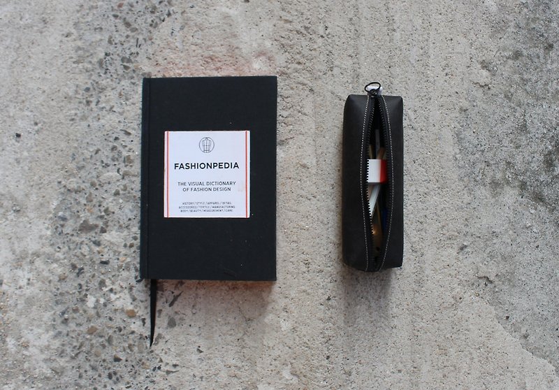 經典方體筆袋 - 瘦 瘦 - 鉛筆盒/筆袋 - 紙 咖啡色