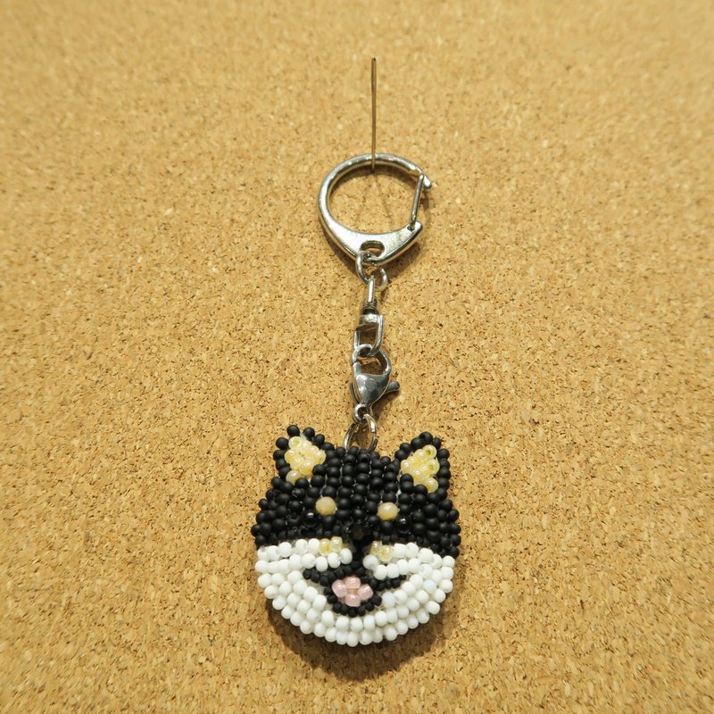 黑白柴犬頭釘珠匙扣Shiba Inu Beaded Keychain Handmade 手作仔 - 吊飾/掛飾 - 玻璃 多色