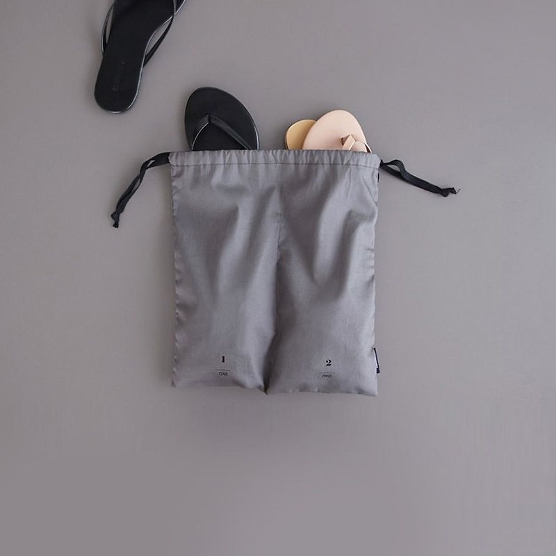 ICONIC Travel Separated Drawstring Pocket - Clothing - Charcoal, ICO52521 - กระเป๋าเครื่องสำอาง - พลาสติก สีเทา