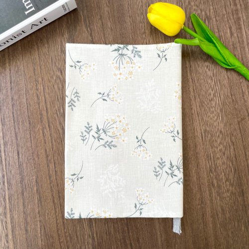 My Favorite Things 布書衣 布書套 優雅白花 文青