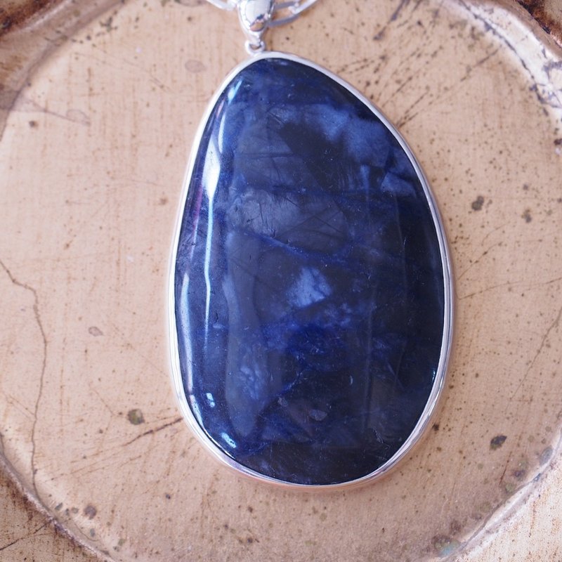 Reserved~ 獨特的蘇打石 大顆 半透明 手工純銀項鍊 Sodalite - 長項鍊 - 水晶 藍色