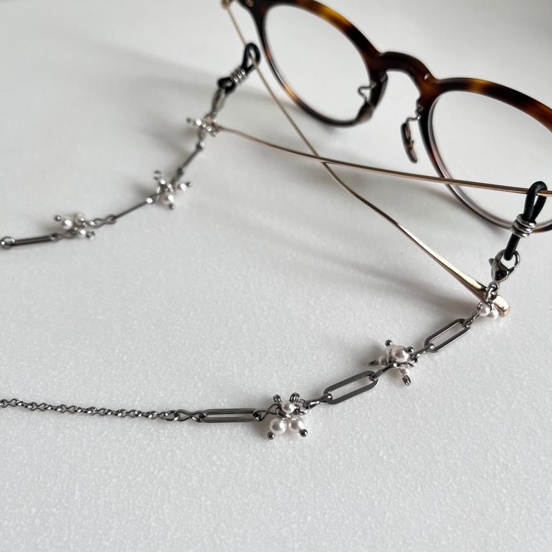 Blossom Pearl Stainless Steel Glasses Chain Mask Chain Neck Chain Two-Purpose Three-Purpose Multi-Purpose - สร้อยคอ - สแตนเลส ขาว