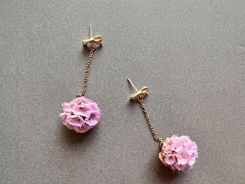 yours accessories handmade real flower butterfly earrings - ต่างหู - เรซิน 